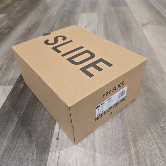 HQ 6448 Size Men\'s US6/8/9  Adidas Yeezy Slide Onyx HQ6448 - Brand New main image 2